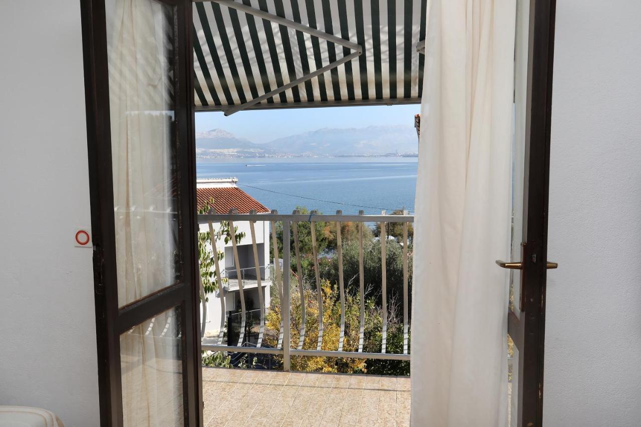 Apartman Karaga Traù Esterno foto