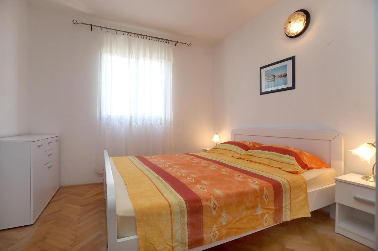 Apartman Karaga Traù Esterno foto